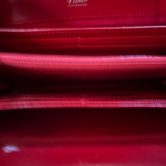 Abas Luxury leather shiny red croc-embossed accordion Wallet with Gold Accents - Picture 6 of 8